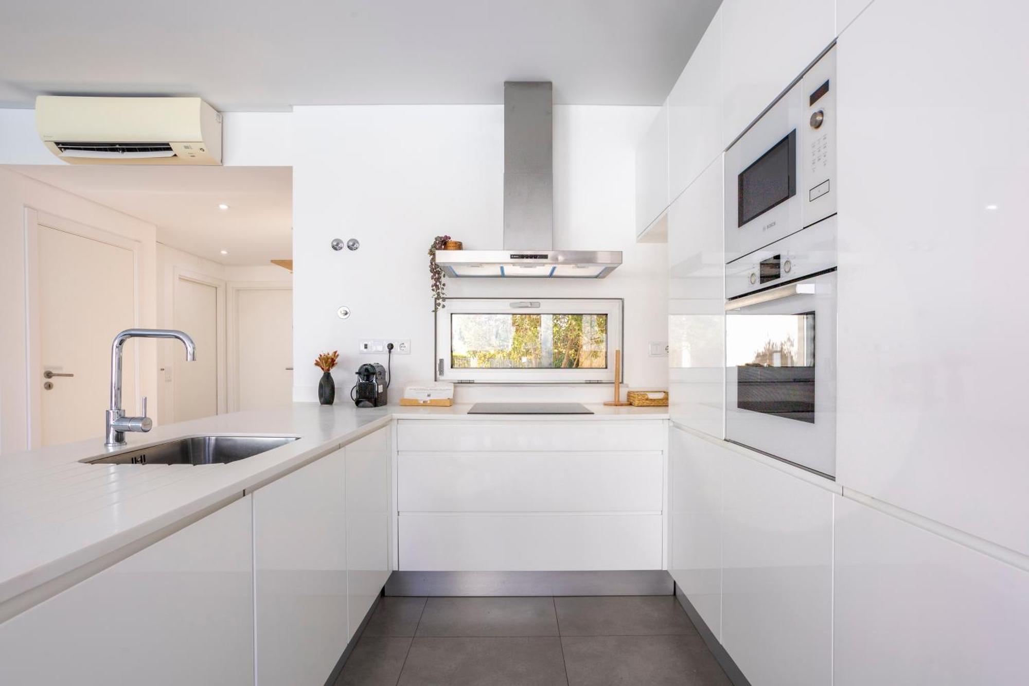 Stylish 3-bedroom Haven With A Private Pool