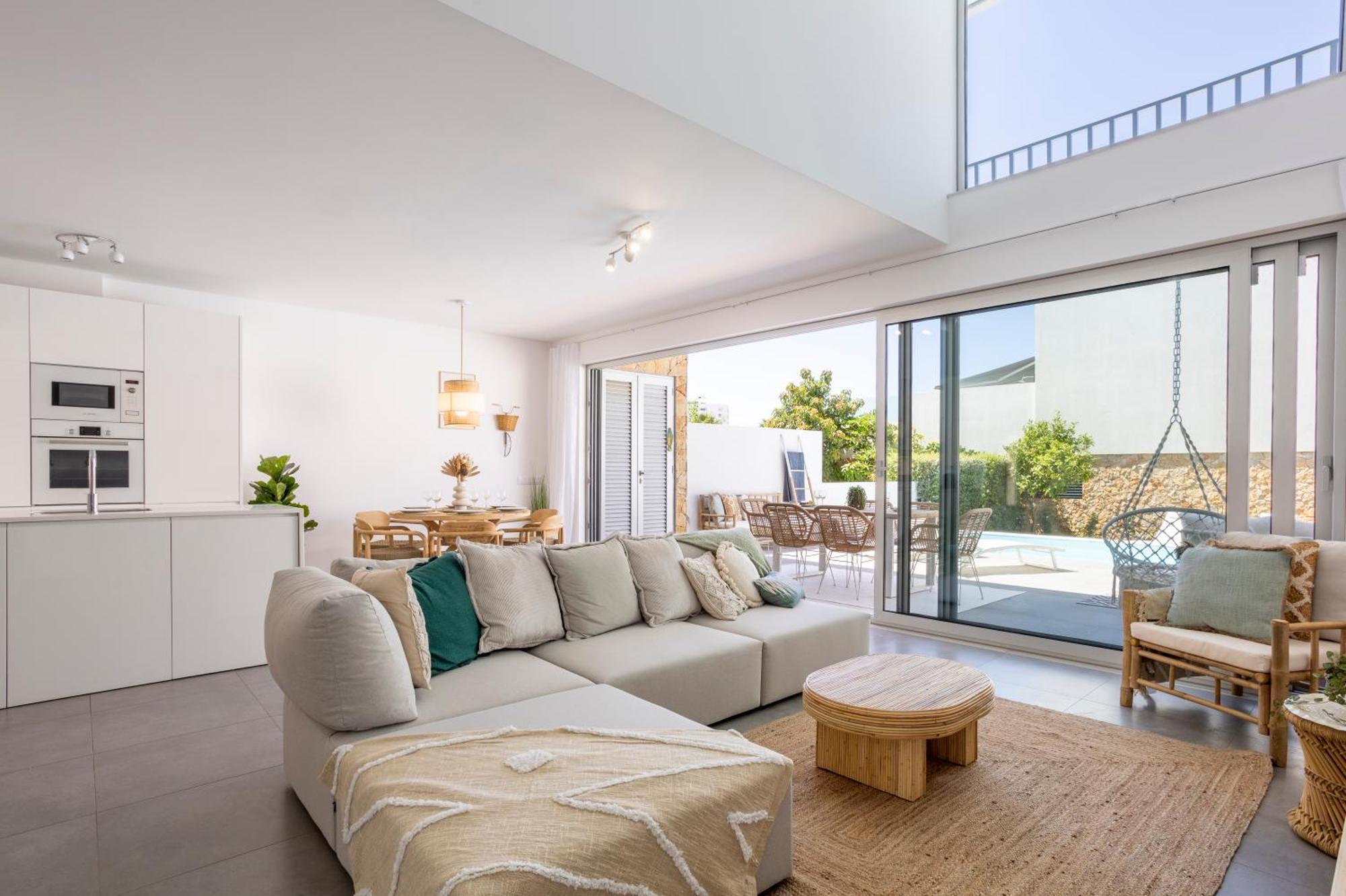 Stylish 3-bedroom Haven With A Private Pool * Albufeira