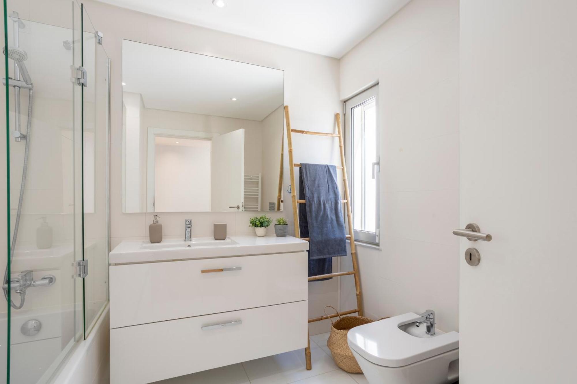Stylish 3-bedroom Haven With A Private Pool Holiday home